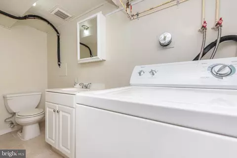 645 Stirling St, Baltimore, MD 21202 photo 24