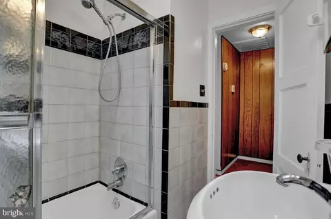 4441 Pen Lucy Rd, Baltimore, MD 21229 photo 13