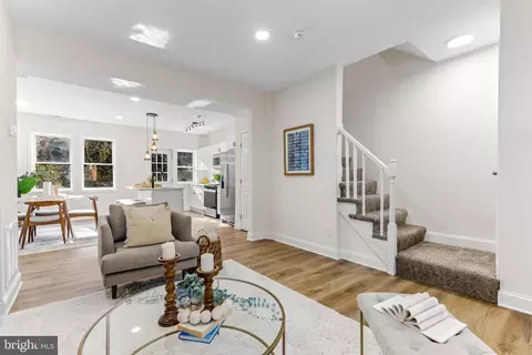 2419 W Cold Spring Ln, Baltimore, MD 21215 photo 6