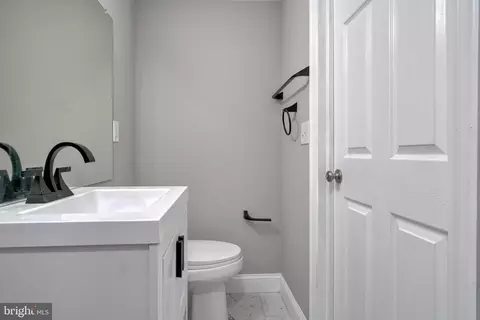809 Wicklow Rd, Baltimore, MD 21229 photo 24