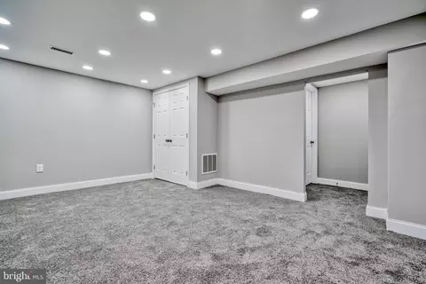 809 Wicklow Rd, Baltimore, MD 21229 photo 17