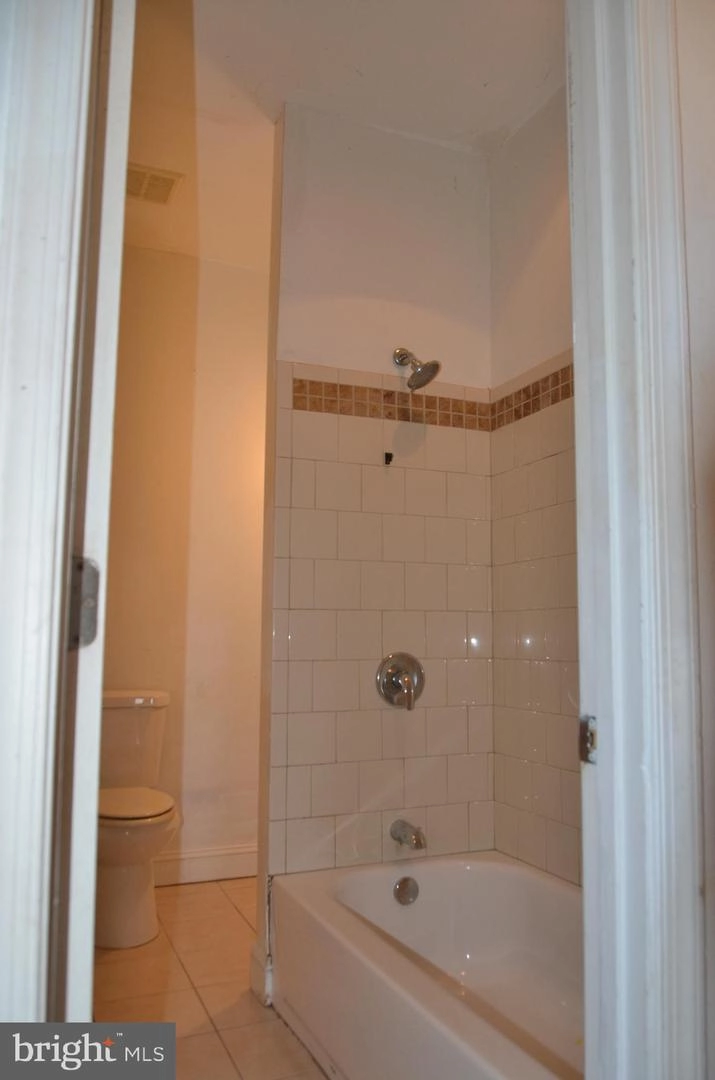 521 Rappolla St, Baltimore, MD 21224 photo 31