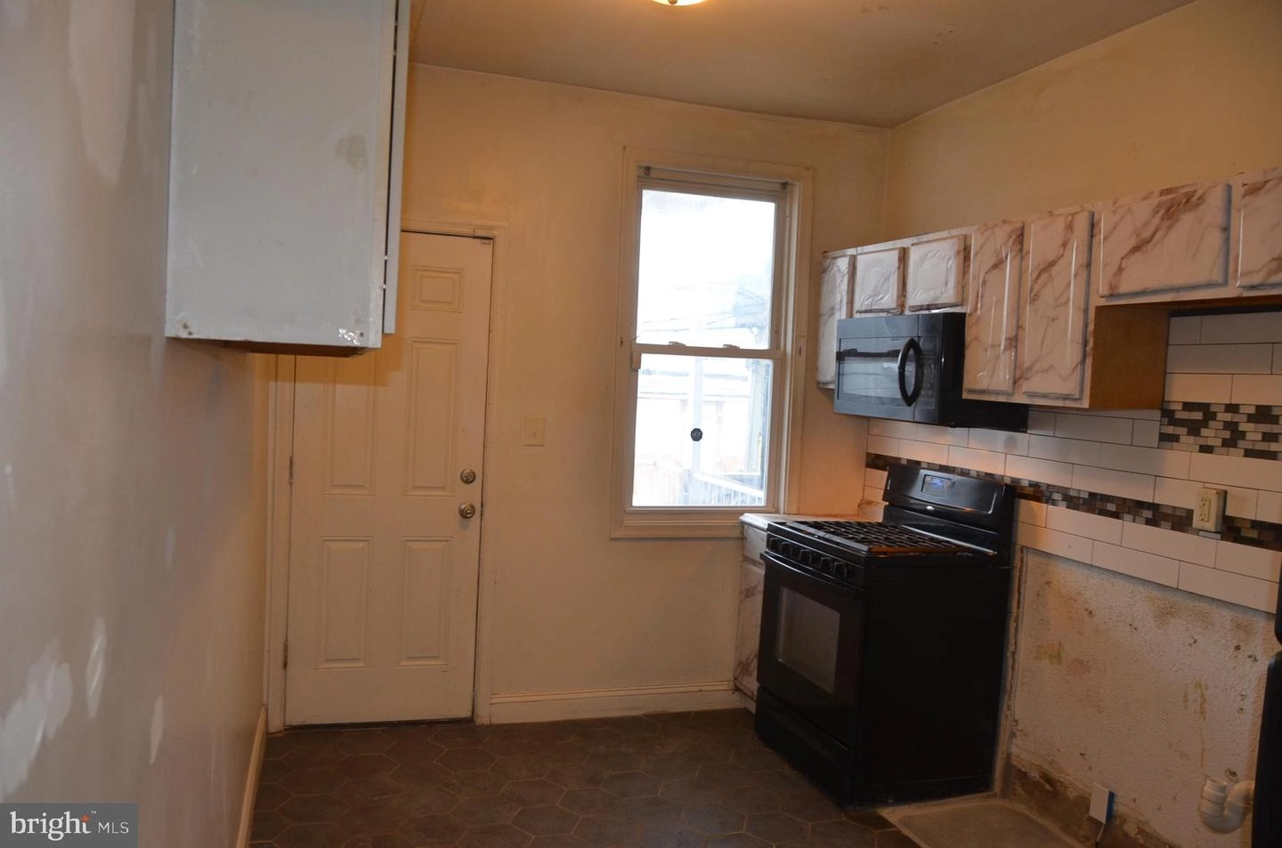 521 Rappolla St, Baltimore, MD 21224 photo 14