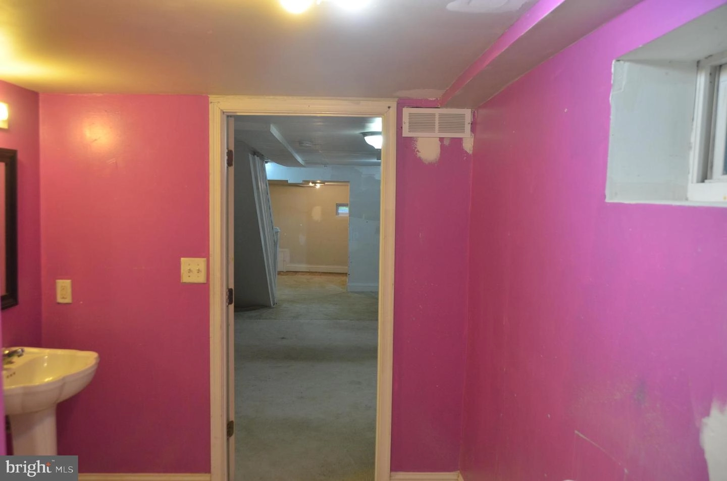 521 Rappolla St, Baltimore, MD 21224 photo 47