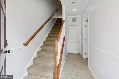 807 S Macon St, Baltimore, MD 21224 photo 3
