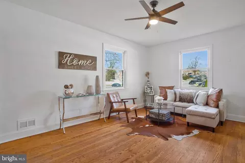 5127 Hillburn Ave, Baltimore, MD 21206