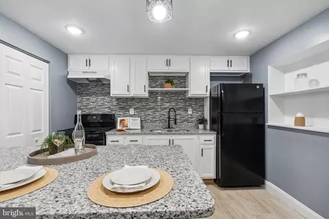 2427 Harriet Ave, Baltimore, MD 21230 photo 8