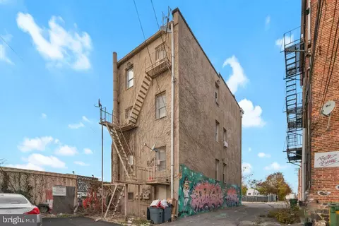 113 W 22nd St, Baltimore, MD 21218 photo 32