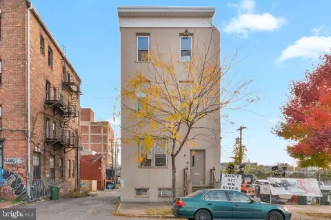 113 W 22nd St, Baltimore, MD 21218