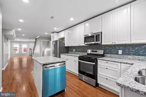 311 S Mount St, Baltimore, MD 21223 photo 10