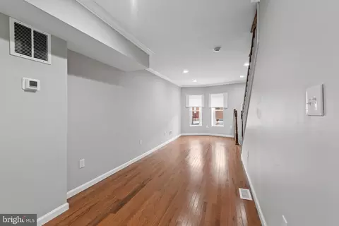311 S Mount St, Baltimore, MD 21223 photo 6