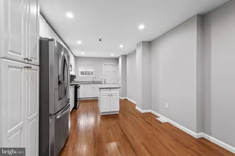 311 S Mount St, Baltimore, MD 21223 photo 8