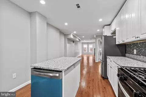 311 S Mount St, Baltimore, MD 21223 photo 11