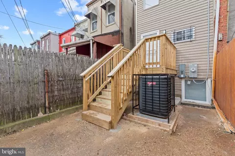311 S Mount St, Baltimore, MD 21223 photo 36