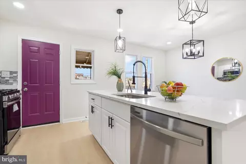 726 Whitmore Ave, Baltimore, MD 21216 photo 10
