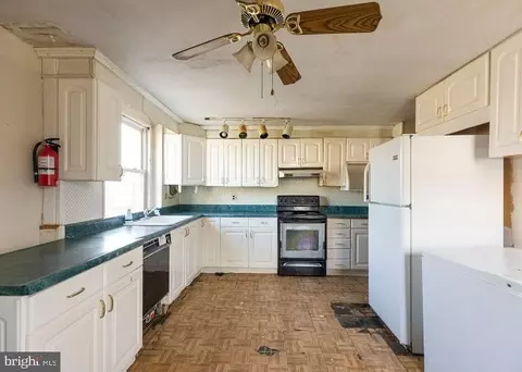 5567 Cedonia Ave, Baltimore, MD 21206 photo 13