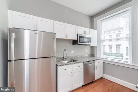 108 W Saratoga St, Baltimore, MD 21201