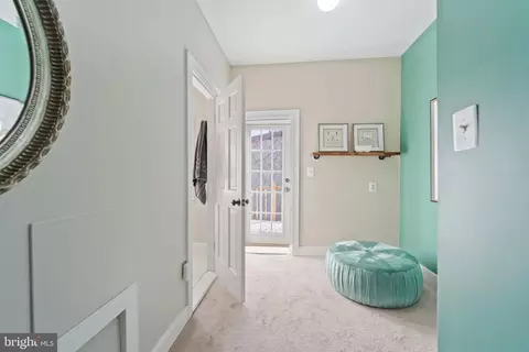 Entry Way - 807 S Bond St, Baltimore, MD 21231 photo 1 of 3
