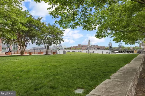 Exterior - 807 S Bond St, Baltimore, MD 21231 photo 14 of 15