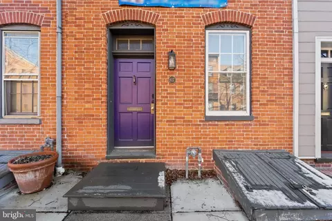 Exterior - 807 S Bond St, Baltimore, MD 21231 photo 2 of 15