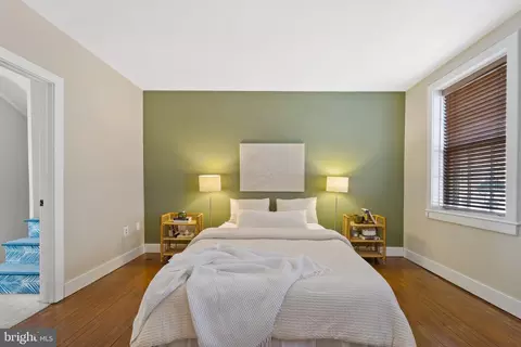 Bedroom - 807 S Bond St, Baltimore, MD 21231 photo 1 of 6