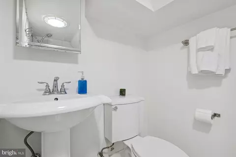 318 Oldham St, Baltimore, MD 21224 photo 18