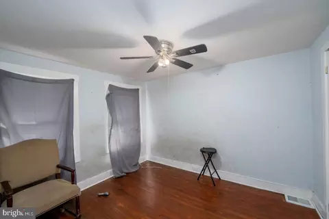 Entry Way - 4207 Morrison, Baltimore City, MD 21226 photo 5 of 8