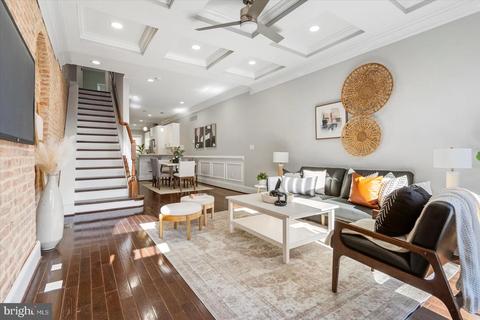118 W Fort Ave, Baltimore, MD 21230