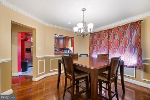 4036 Edgewood Rd, Baltimore, MD 21215 photo 16