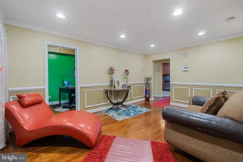 4036 Edgewood Rd, Baltimore, MD 21215 photo 12