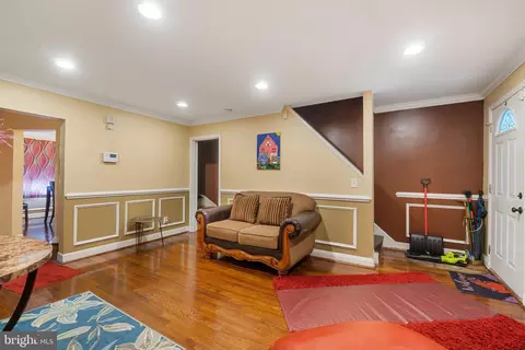 4036 Edgewood Rd, Baltimore, MD 21215 photo 11
