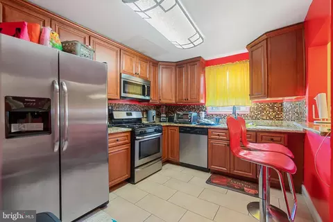 4036 Edgewood Rd, Baltimore, MD 21215 photo 9