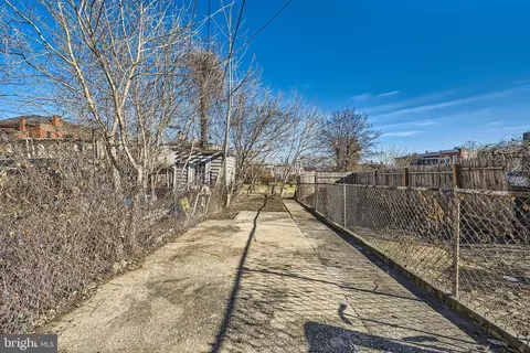 235 S Stricker St, Baltimore, MD 21223 photo 24