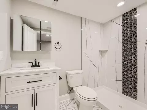 908 E Belvedere Ave, Baltimore, MD 21212 photo 22
