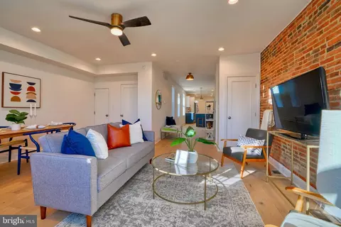 1132 Hull St, Baltimore, MD 21230 photo 5
