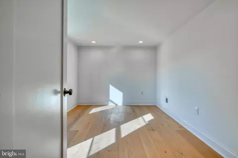 1132 Hull St, Baltimore, MD 21230 photo 25