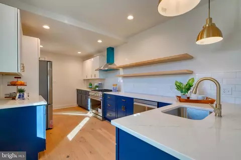 1132 Hull St, Baltimore, MD 21230