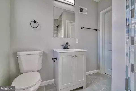 4002 Emmart Ave, Baltimore, MD 21215 photo 37
