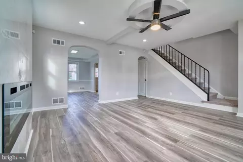 4002 Emmart Ave, Baltimore, MD 21215 photo 9