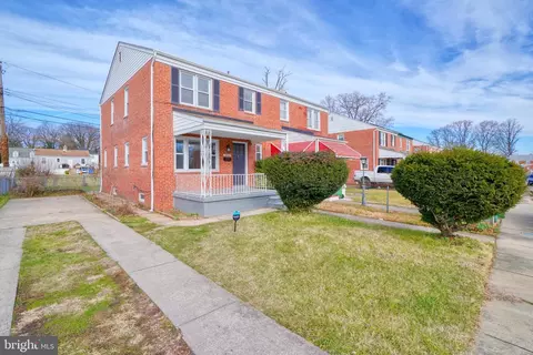 4002 Emmart Ave, Baltimore, MD 21215 photo 3