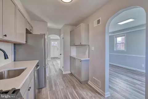 4002 Emmart Ave, Baltimore, MD 21215 photo 21