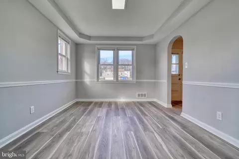 4002 Emmart Ave, Baltimore, MD 21215 photo 14