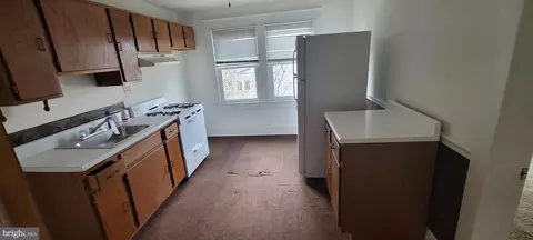 2701 Evergreen Ave, Baltimore, MD 21214 photo 2