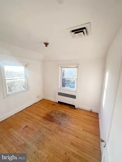 1201 E 35th St, Baltimore, MD 21218 photo 15