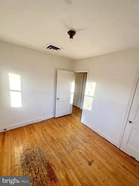 1201 E 35th St, Baltimore, MD 21218 photo 16