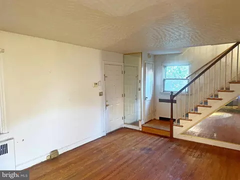 1201 E 35th St, Baltimore, MD 21218 photo 4