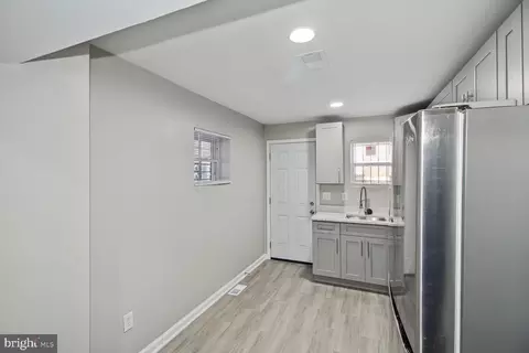 932 Bennett Pl, Baltimore, MD 21223 photo 7