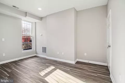 932 Bennett Pl, Baltimore, MD 21223 photo 5