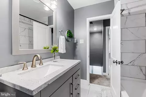 3384 Saint Benedict St, Baltimore, MD 21229 photo 16