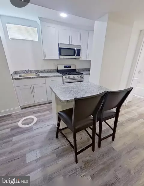 6901 Reisterstown Rd, Baltimore, MD 21215 photo 3